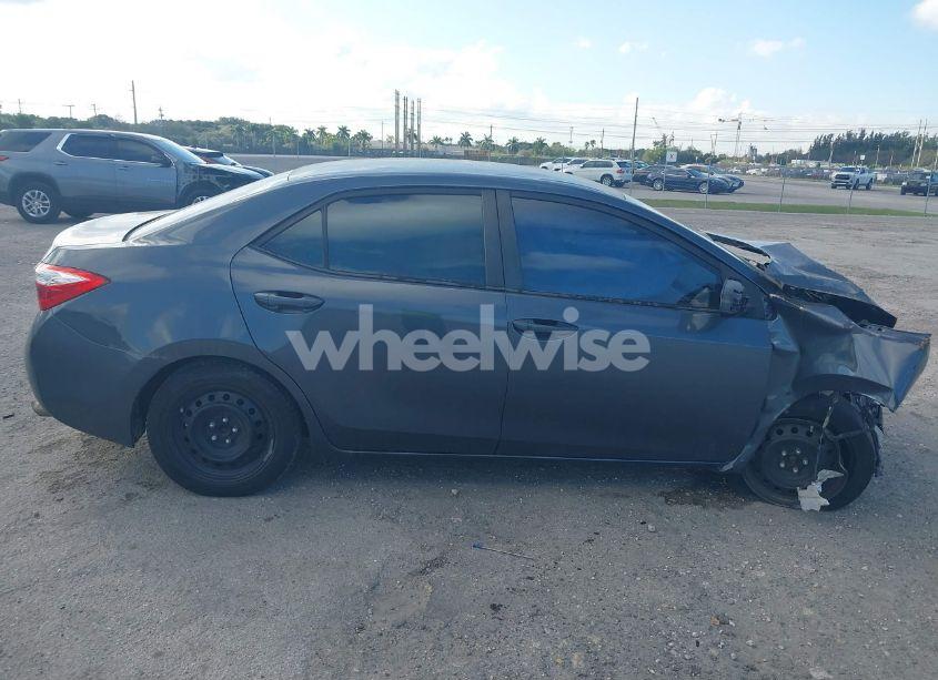 Photo 12 of 2015 Toyota Corolla LE (VIN 2T1BURHE1FC350043)