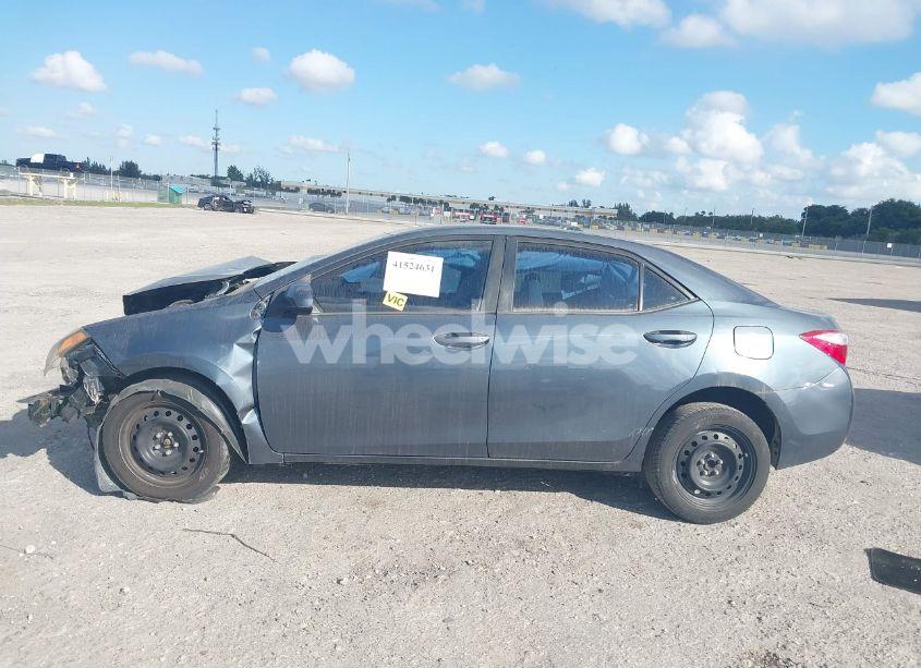 Photo 13 of 2015 Toyota Corolla LE (VIN 2T1BURHE1FC350043)