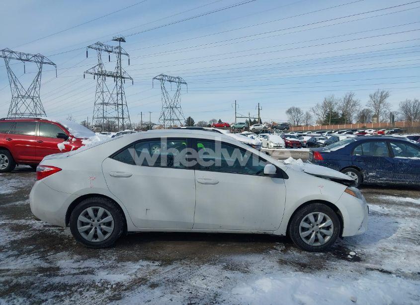 Photo 13 of 2015 Toyota Corolla LE (VIN 2T1BURHE1FC350592)