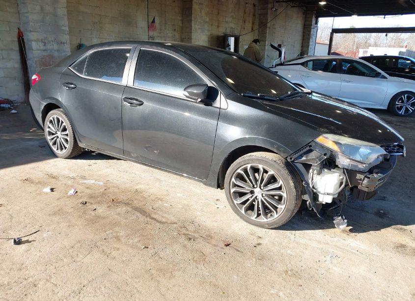 2015 Toyota Corolla S PLUS (VIN 2T1BURHE1FC353511) main photo