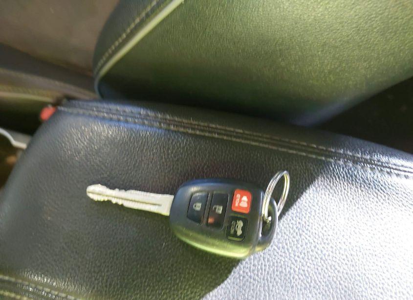 Photo 11 of 2015 Toyota Corolla S PLUS (VIN 2T1BURHE1FC353511)