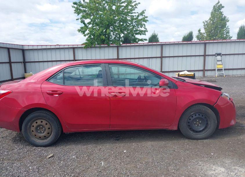 Photo 13 of 2015 Toyota Corolla LE (VIN 2T1BURHE1FC365528)