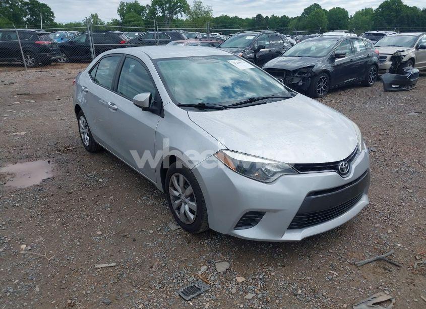2015 Toyota Corolla LE (VIN 2T1BURHE1FC367845) main photo