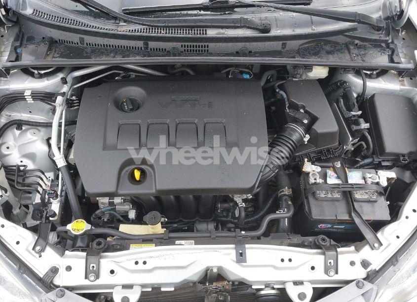 Photo 10 of 2015 Toyota Corolla LE (VIN 2T1BURHE1FC367845)