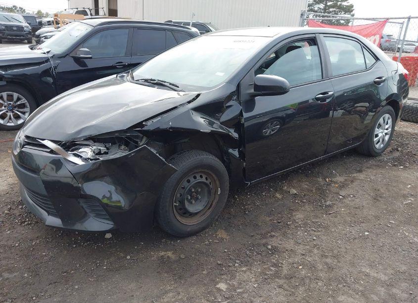 Photo 2 of 2015 Toyota Corolla L (VIN 2T1BURHE1FC369319)