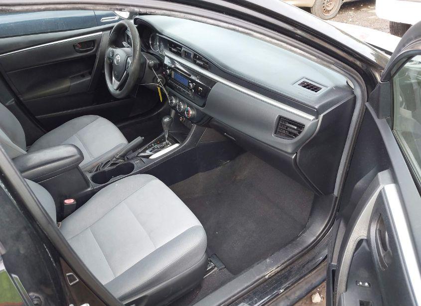 Photo 5 of 2015 Toyota Corolla L (VIN 2T1BURHE1FC369319)