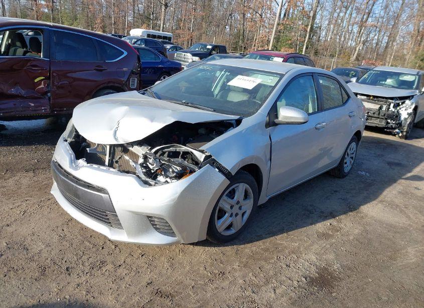 Photo 2 of 2015 Toyota Corolla LE (VIN 2T1BURHE1FC372799)
