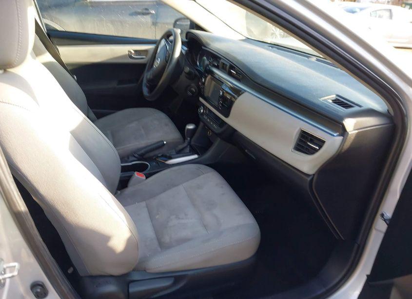 Photo 5 of 2015 Toyota Corolla LE (VIN 2T1BURHE1FC372799)