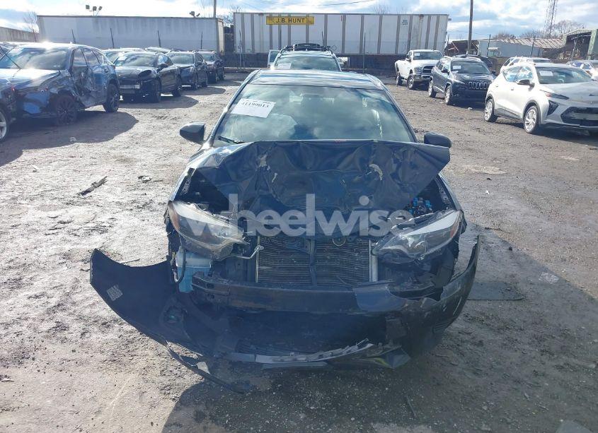 Photo 13 of 2015 Toyota Corolla LE (VIN 2T1BURHE1FC379641)