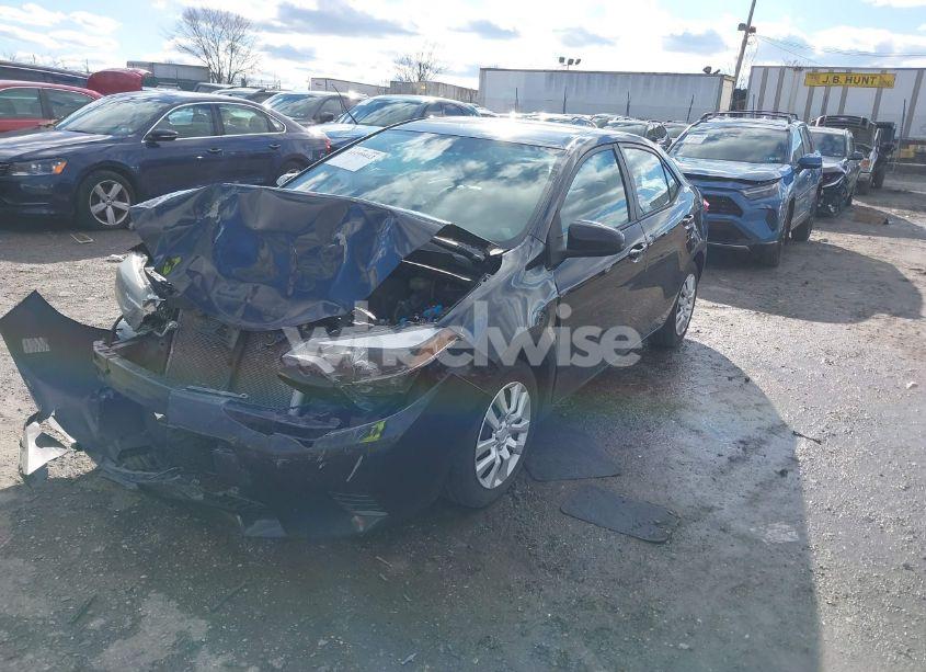 Photo 2 of 2015 Toyota Corolla LE (VIN 2T1BURHE1FC379641)