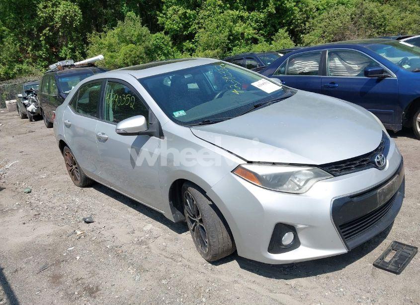 2015 Toyota Corolla S PLUS (VIN 2T1BURHE1FC382541) main photo