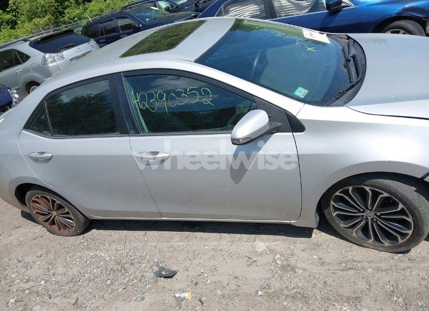 Photo 13 of 2015 Toyota Corolla S PLUS (VIN 2T1BURHE1FC382541)