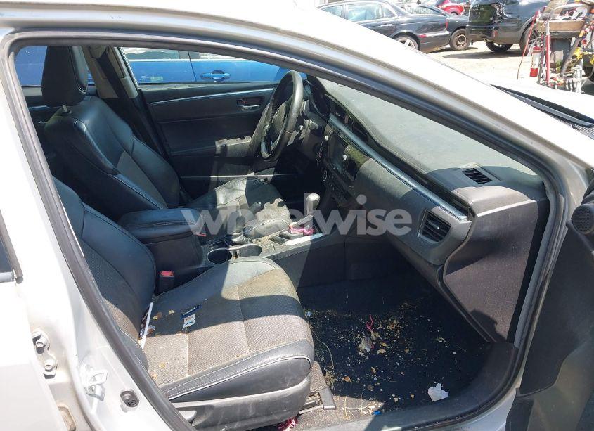 Photo 5 of 2015 Toyota Corolla S PLUS (VIN 2T1BURHE1FC382541)