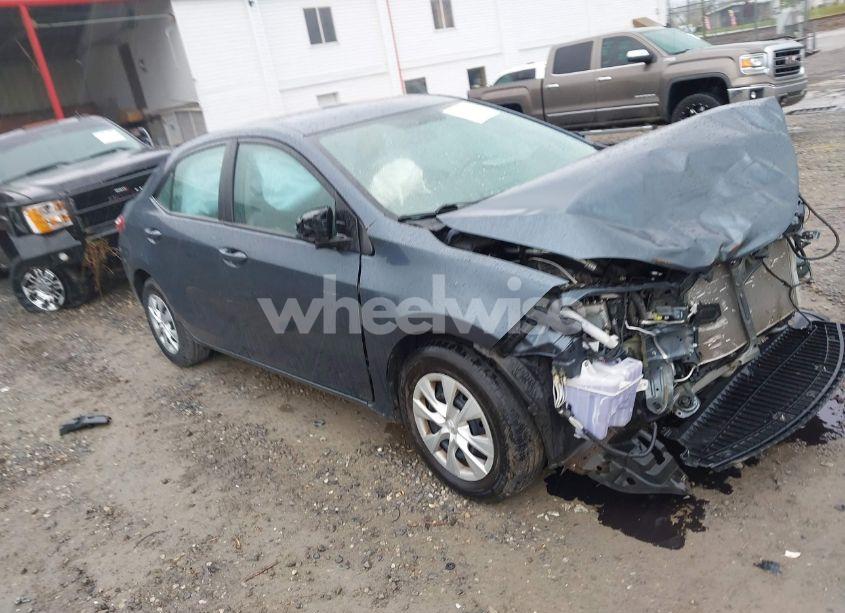 2015 Toyota Corolla L (VIN 2T1BURHE1FC394141) main photo