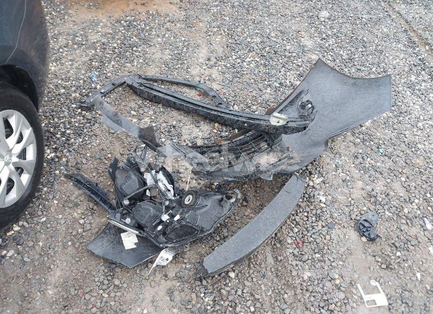 Photo 12 of 2015 Toyota Corolla L (VIN 2T1BURHE1FC394141)