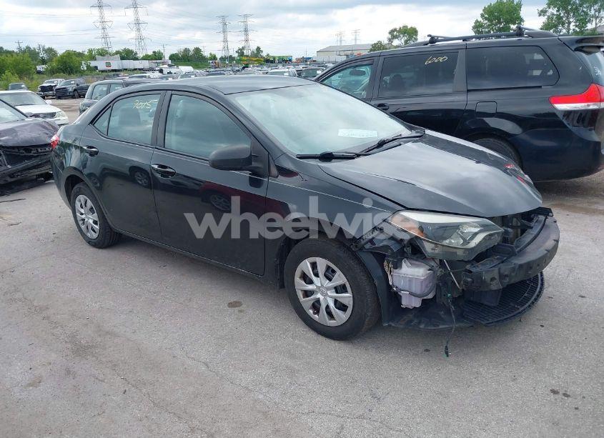 2015 Toyota Corolla L (VIN 2T1BURHE1FC395659) main photo