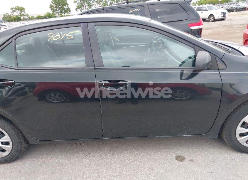 Photo 13 of 2015 Toyota Corolla L (VIN 2T1BURHE1FC395659)