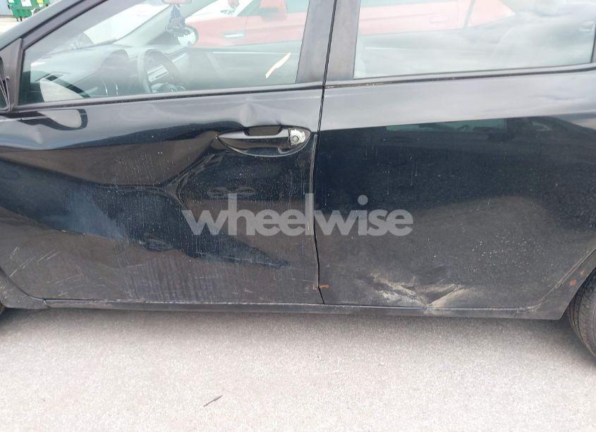 Photo 14 of 2015 Toyota Corolla L (VIN 2T1BURHE1FC395659)