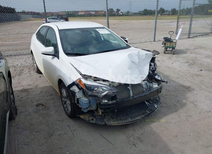 2015 Toyota Corolla LE PLUS (VIN 2T1BURHE1FC404120) main photo