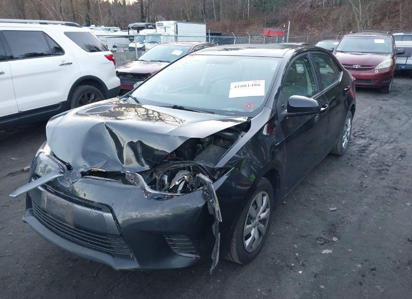 Photo 2 of 2015 Toyota Corolla LE (VIN 2T1BURHE1FC406594)