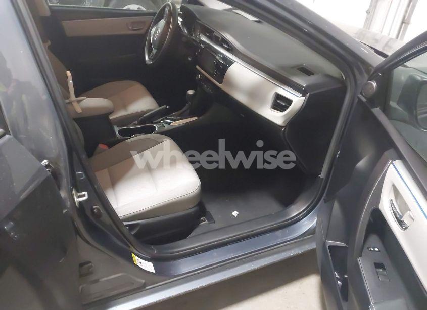 Photo 5 of 2015 Toyota Corolla LE (VIN 2T1BURHE1FC409463)