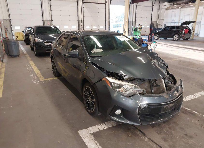 2015 Toyota Corolla S PLUS (VIN 2T1BURHE1FC410533) main photo