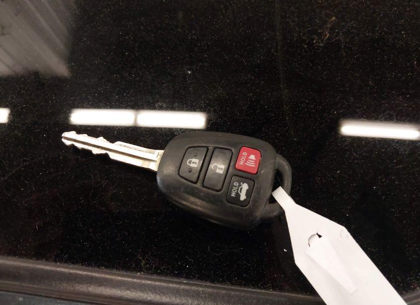 Photo 11 of 2015 Toyota Corolla S PLUS (VIN 2T1BURHE1FC410533)