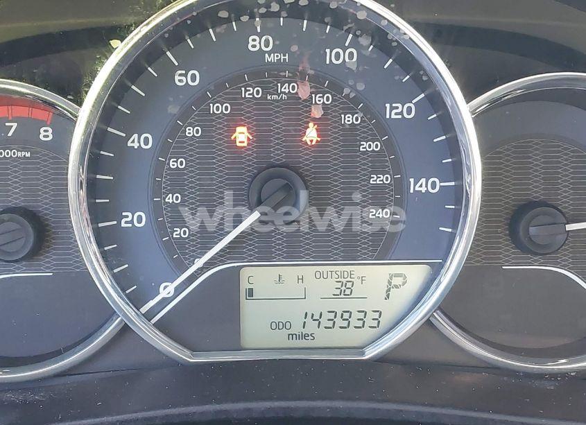 Photo 15 of 2015 Toyota Corolla LE (VIN 2T1BURHE1FC428028)