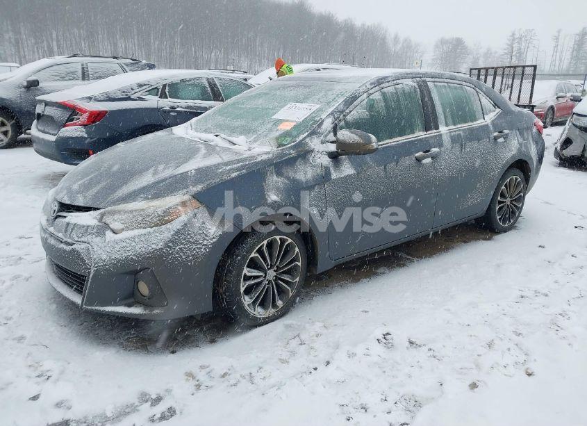 Photo 2 of 2015 Toyota Corolla S PLUS (VIN 2T1BURHE1FC431110)