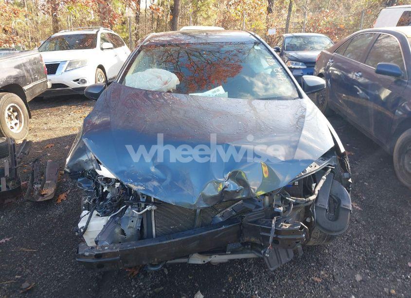 Photo 12 of 2015 Toyota Corolla LE (VIN 2T1BURHE1FC442981)