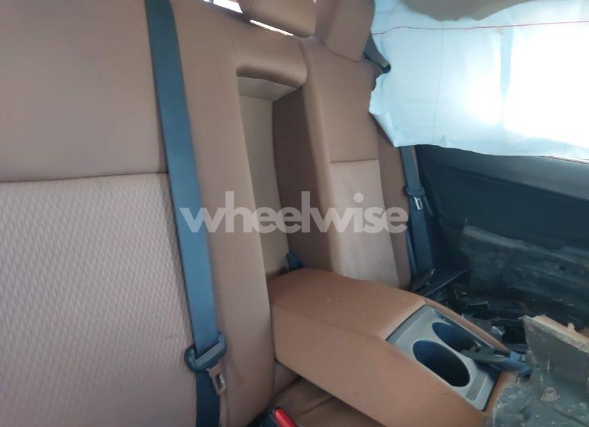 Photo 8 of 2015 Toyota Corolla LE (VIN 2T1BURHE1FC442981)