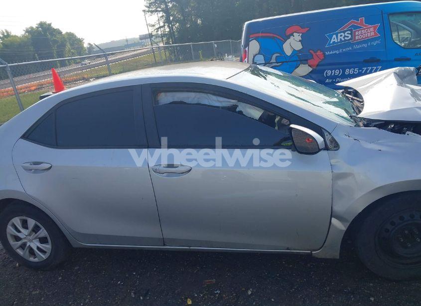 Photo 14 of 2015 Toyota Corolla L (VIN 2T1BURHE1FC445993)