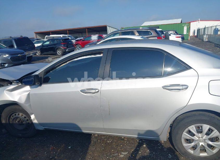 Photo 15 of 2015 Toyota Corolla L (VIN 2T1BURHE1FC445993)
