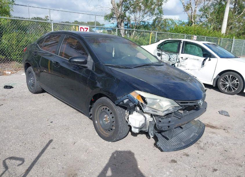 2015 Toyota Corolla LE (VIN 2T1BURHE1FC451969) main photo