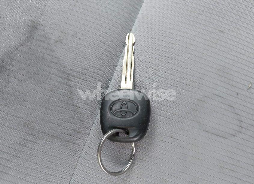 Photo 11 of 2015 Toyota Corolla L (VIN 2T1BURHE1FC452281)