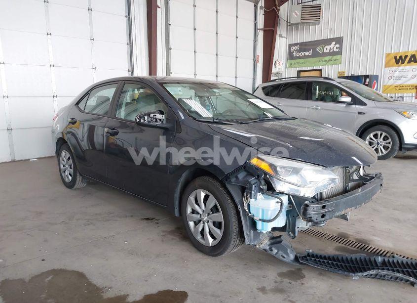 2015 Toyota Corolla LE (VIN 2T1BURHE1FC456007) main photo
