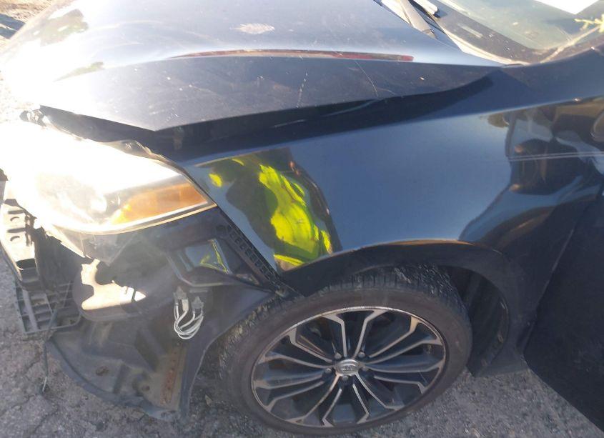 Photo 19 of 2015 Toyota Corolla S PLUS (VIN 2T1BURHE1FC464799)