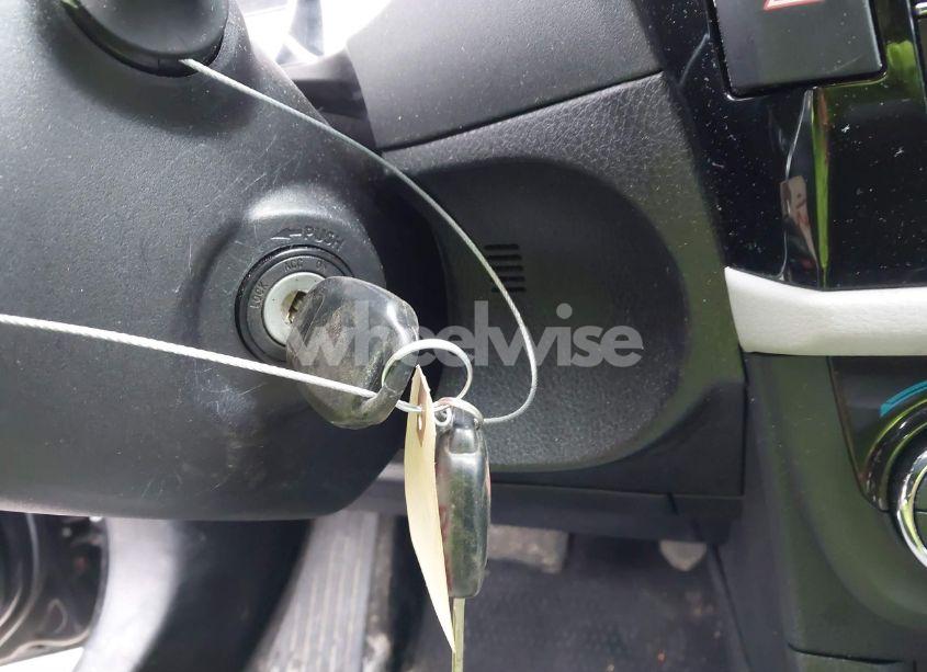 Photo 11 of 2015 Toyota Corolla LE (VIN 2T1BURHE1FC475625)