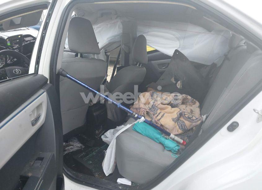 Photo 8 of 2015 Toyota Corolla LE (VIN 2T1BURHE1FC477391)