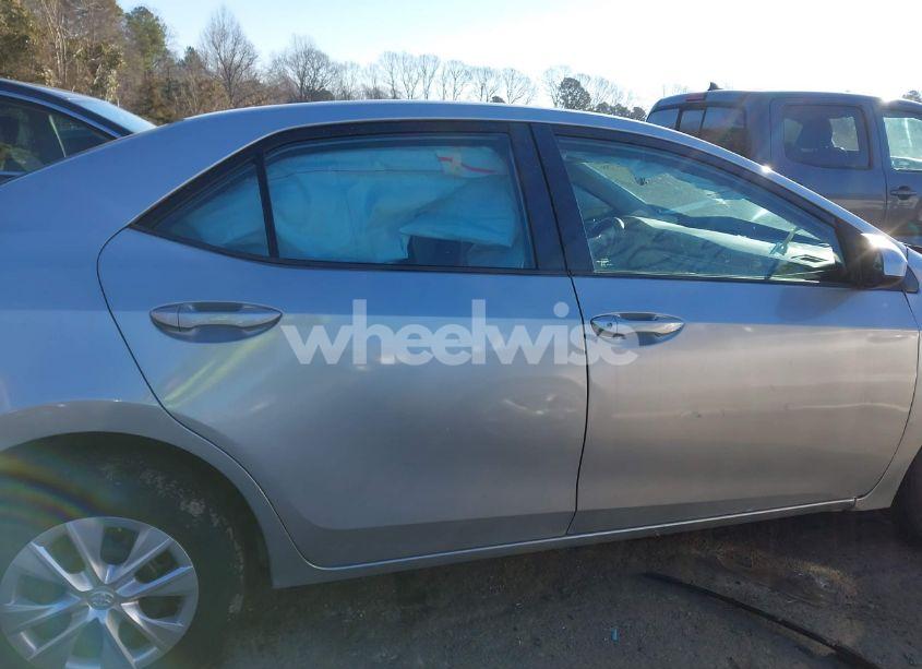 Photo 13 of 2015 Toyota Corolla L (VIN 2T1BURHE1FC479786)