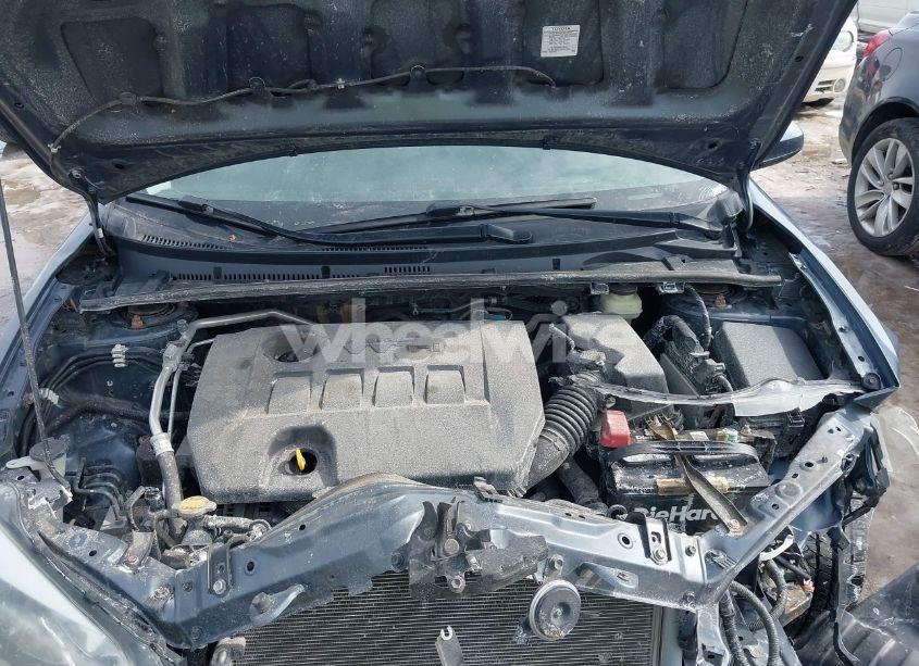 Photo 10 of 2015 Toyota Corolla LE (VIN 2T1BURHE1FC481067)