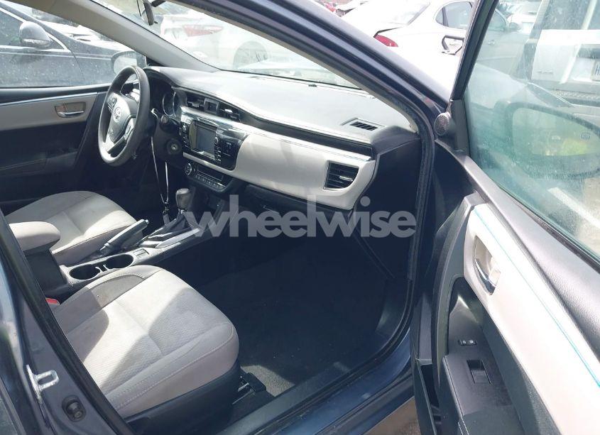 Photo 5 of 2015 Toyota Corolla LE (VIN 2T1BURHE1FC481067)