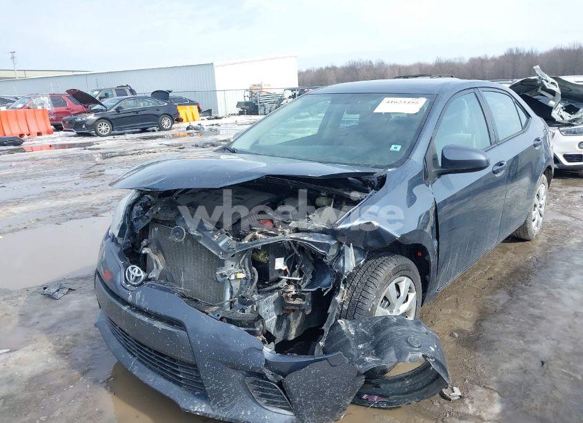 Photo 6 of 2015 Toyota Corolla LE (VIN 2T1BURHE1FC481067)