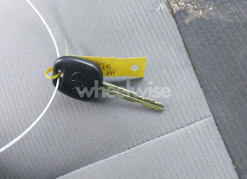 Photo 11 of 2016 Toyota Corolla L (VIN 2T1BURHE1GC482155)