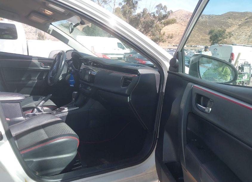 Photo 5 of 2016 Toyota Corolla S W/SPECIAL EDITION PKG (VIN 2T1BURHE1GC504624)