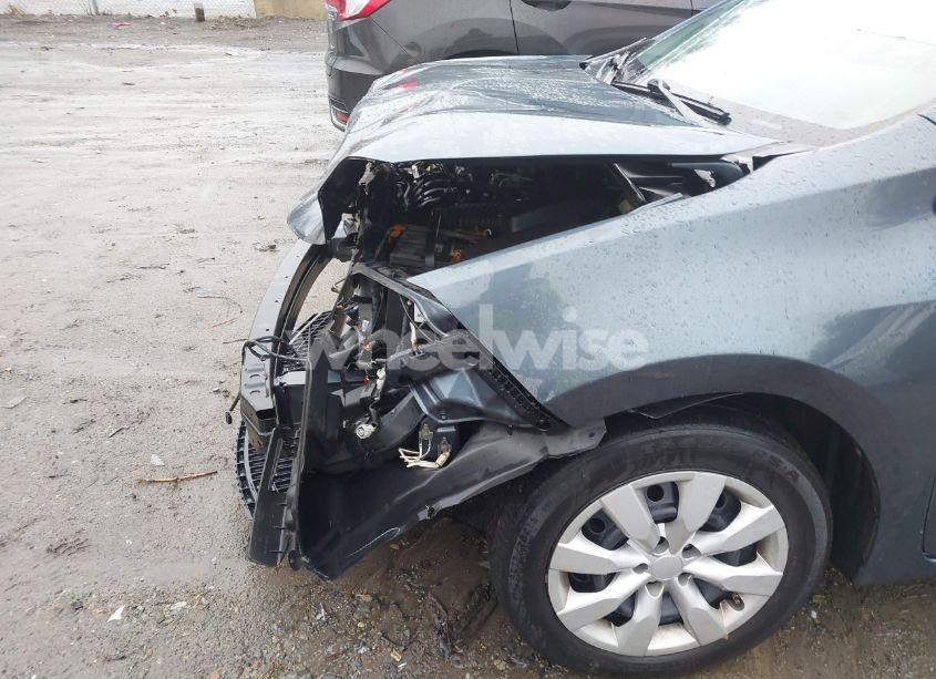 Photo 18 of 2016 Toyota Corolla LE (VIN 2T1BURHE1GC513520)