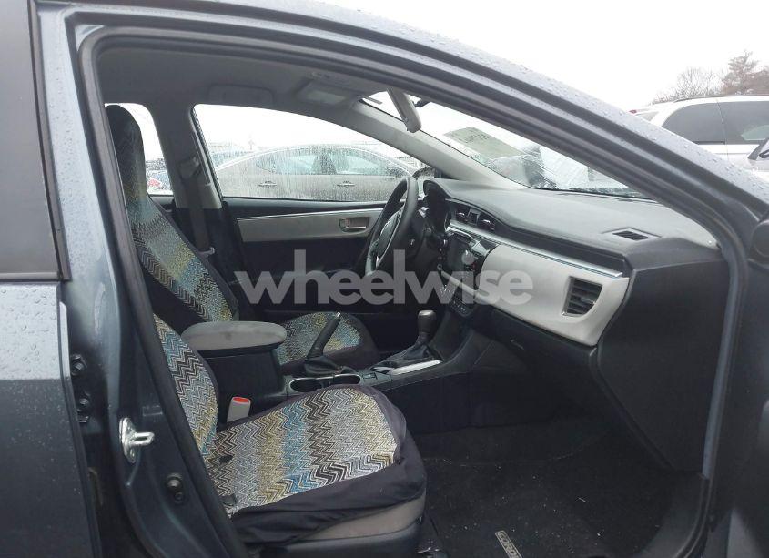 Photo 5 of 2016 Toyota Corolla LE (VIN 2T1BURHE1GC513520)