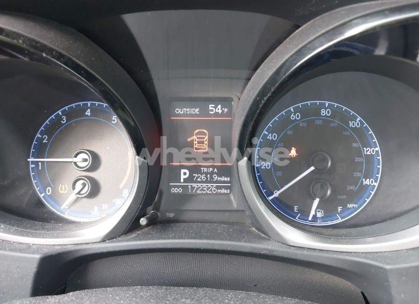 Photo 7 of 2016 Toyota Corolla S W/SPECIAL EDITION PKG (VIN 2T1BURHE1GC527630)