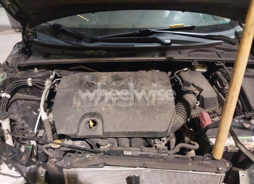 Photo 10 of 2016 Toyota Corolla LE (VIN 2T1BURHE1GC532570)