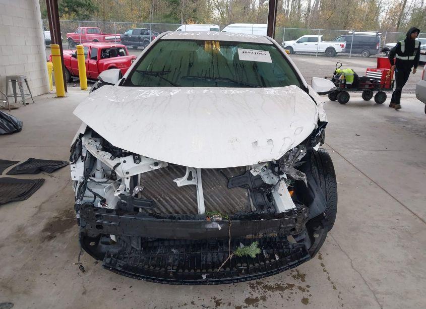 Photo 13 of 2016 Toyota Corolla S (VIN 2T1BURHE1GC565181)